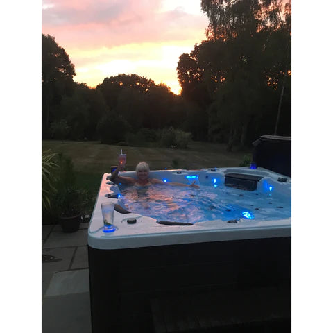 Canadian Spa Vancouver 65-Jet 6 Person Hot Tub