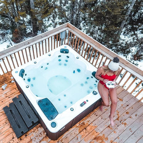 Canadian Spa Winnipeg 5-6 Person Spa Hot Tub